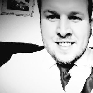 Meet your Posher, Eric